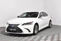 2019 Lexus ES 300h Luxury