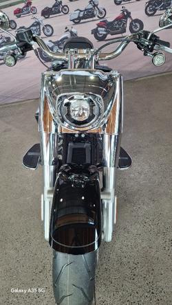 2025 Harley-davidson FLFB FAT BOY (117) Vivid Black
