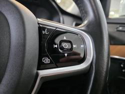 2020 Volvo XC90 D5 Momentum