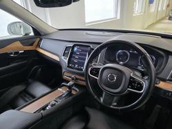 2020 Volvo XC90 D5 Momentum