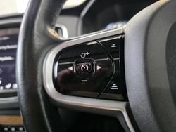 2020 Volvo XC90 D5 Momentum