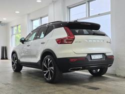 2018 Volvo XC40 D4 R-Design