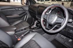 2025 Isuzu D-MAX X-TERRAIN