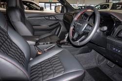 2025 Isuzu D-MAX X-TERRAIN