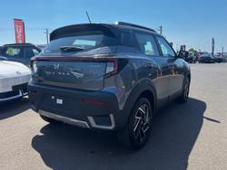2025 Mahindra XUV3XO AX7L