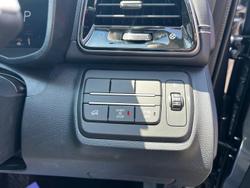 2025 Mahindra XUV3XO AX7L