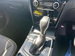 2025 Mahindra XUV3XO AX7L