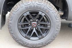 2025 Isuzu D-MAX BLADE