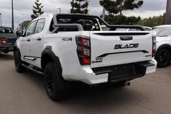 2025 Isuzu D-MAX BLADE
