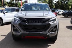 2025 Isuzu D-MAX BLADE