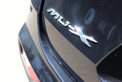 2025 Isuzu MU-X LS-T