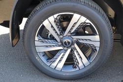 2025 Isuzu MU-X LS-T