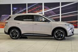 2025 MG MGS5 EV Essence 62 ZS3EM MY25 Champagne Gold