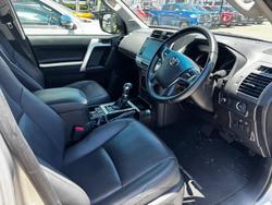 2023 Toyota Landcruiser Prado VX