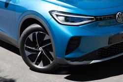 2025 Volkswagen ID.4 Pro