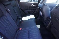 2025 Mitsubishi Outlander Exceed