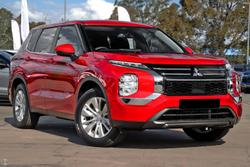 2025 Mitsubishi Outlander ES