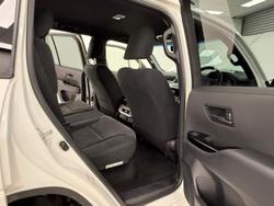 2024 Toyota Landcruiser GXL FJA300R 4X4 Dual Range Glacier White