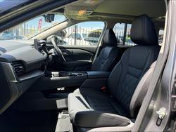 2025 Nissan T33 TI-L