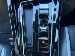 2025 Volkswagen Golf 110TSI R-Line