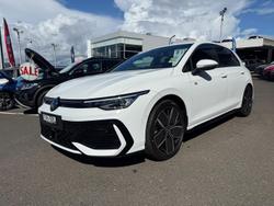 2025 Volkswagen Golf 110TSI R-Line