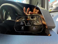 2025 Volkswagen Golf 110TSI R-Line