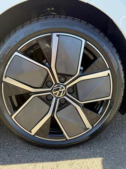 2025 Volkswagen Golf 110TSI R-Line