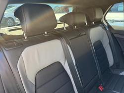 2025 Volkswagen Golf 110TSI R-Line