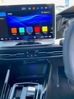 2025 Volkswagen Golf 110TSI R-Line