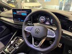 2025 Volkswagen Golf 110TSI R-Line