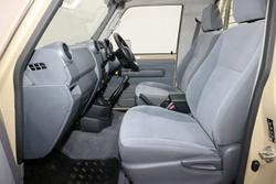 2025 Toyota Landcruiser GXL