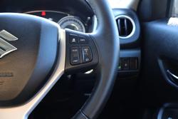 2019 Suzuki Vitara Turbo LY Series II Cool White