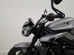 2024 Triumph STREET TRIPLE R SILVER ICE