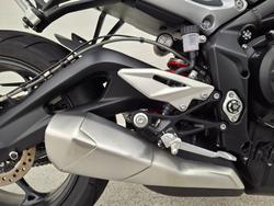 2024 Triumph STREET TRIPLE R SILVER ICE