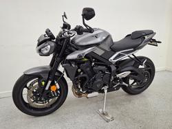 2024 Triumph STREET TRIPLE R SILVER ICE