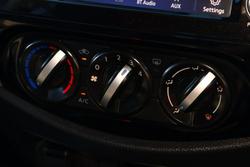 2024 Nissan Navara ST