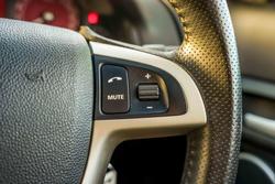 2009 Holden Commodore SS V VE MY09.5 Redhot Red