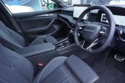 2025 SKODA Superb 195TSI Sportline