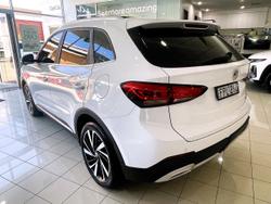 2024 MG ZS Essence Hybrid+