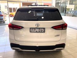 2024 MG ZS Essence Hybrid+