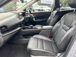 2024 Nissan X-TRAIL ST-L