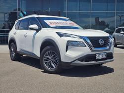 2022 Nissan X-TRAIL ST