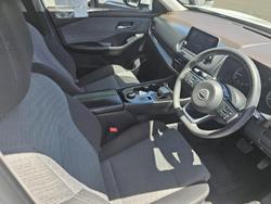 2022 Nissan X-TRAIL ST