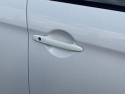 2021 Mitsubishi ASX ES