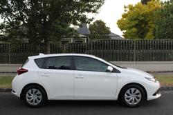 2017 Toyota Corolla Ascent ZRE182R Glacier White