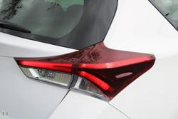 2017 Toyota Corolla Ascent ZRE182R Glacier White