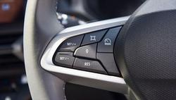 2025 Renault Duster Techno