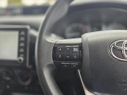 2020 Toyota Hilux SR