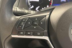 2021 Nissan Navara SL