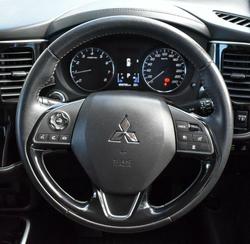 2019 Mitsubishi Outlander LS